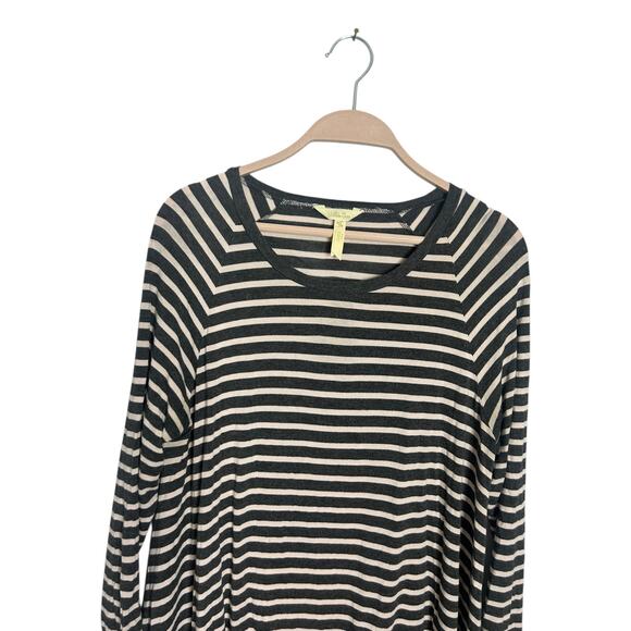Matilda Jane‎ womens size medium striped gray tunic top - Picture 2 of 3